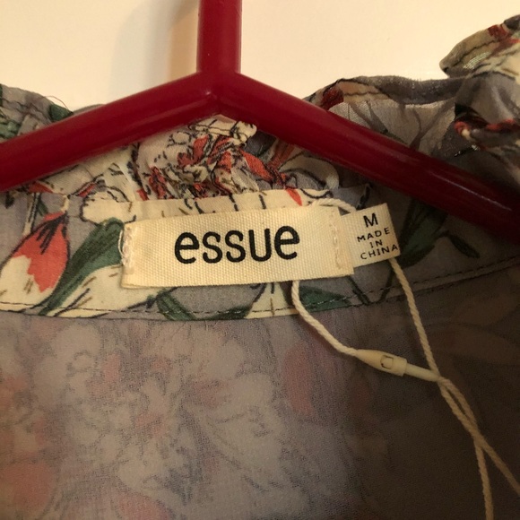 blouse - Picture 3 of 5